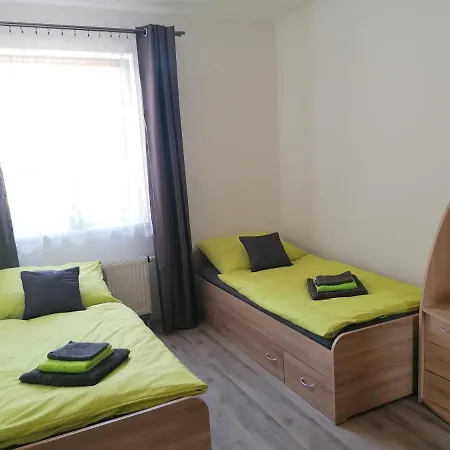 Apartman U Tri Dubu Apartment Jihlava